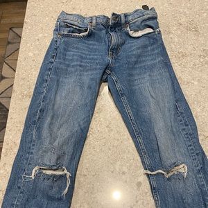 Zara jeans.